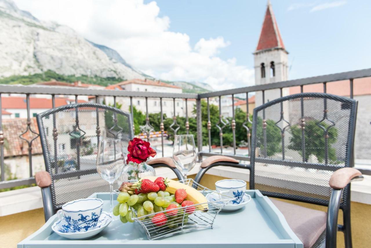 Old Stone In Historic Center With Heated Pool