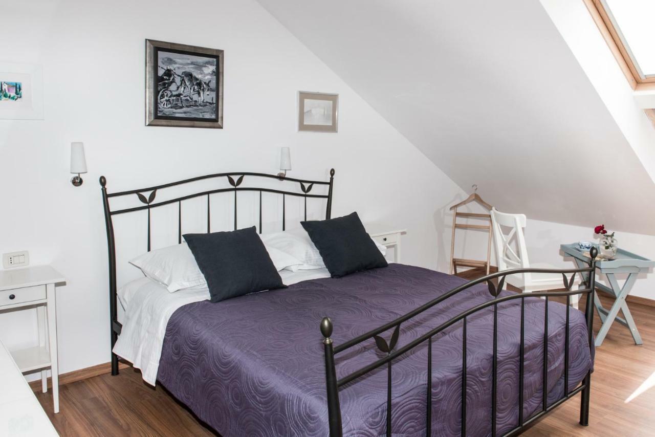 Villa Old Stone In Historic Center With Heated Pool *